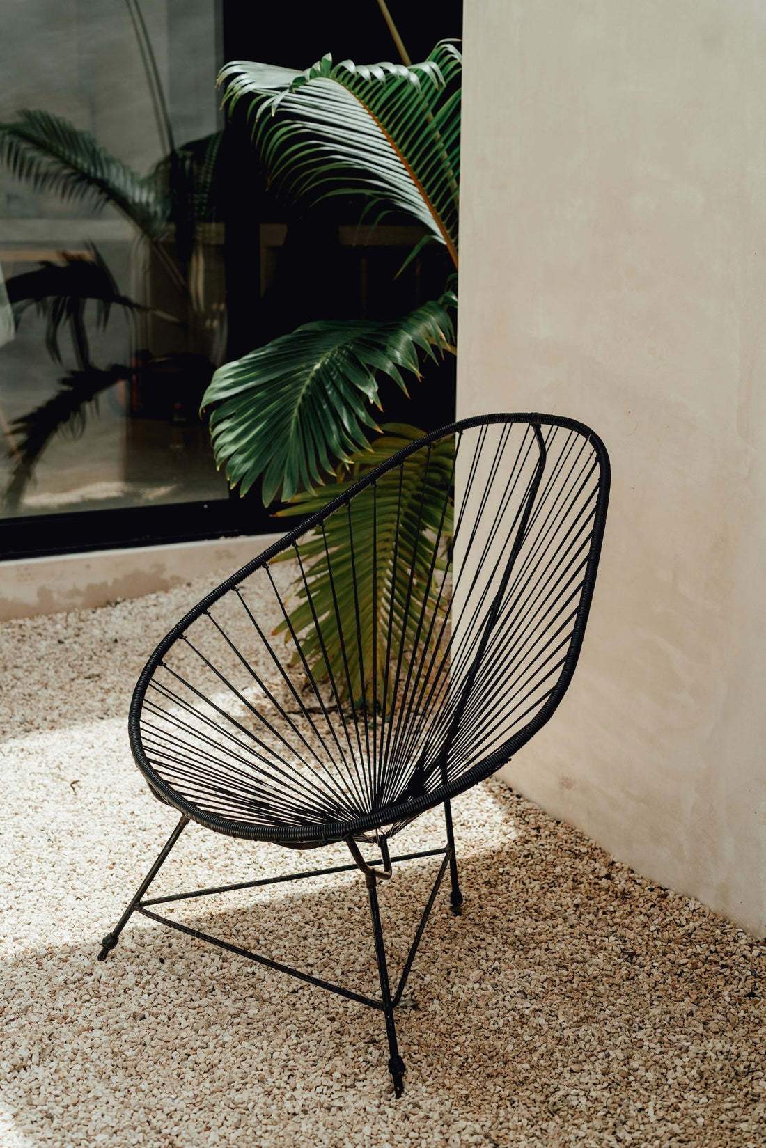 Mid-Century Modern Outdoor Chairs: A Timeless Blend of Style and Functionality