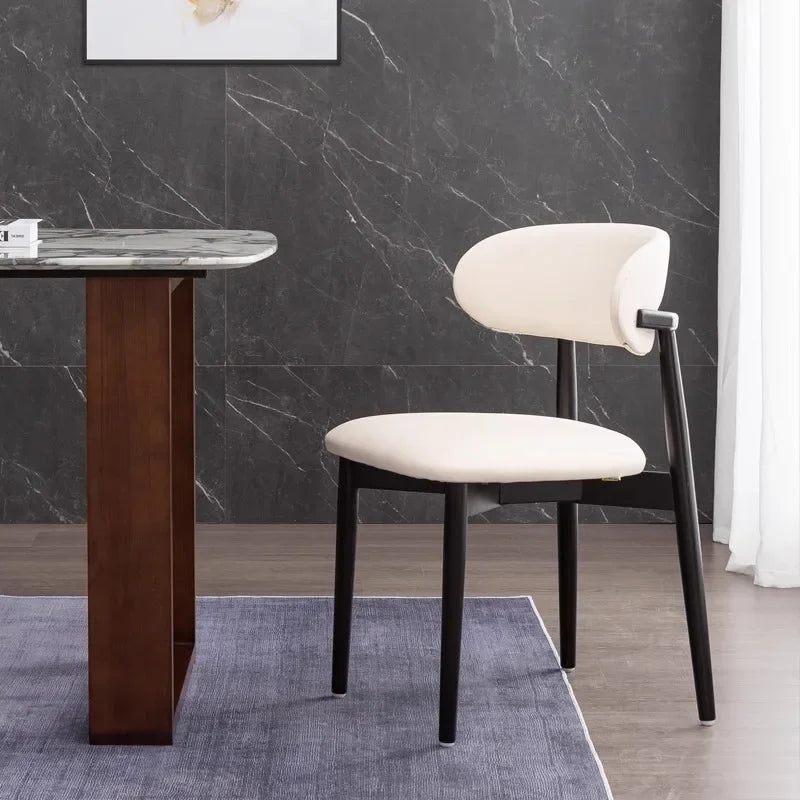 The Modernista Mid Century Chair